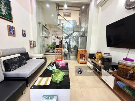 Mặt tiền rạch xuyên tâm ngay đh văn lang nhà đẹp 5 tầng 65m2 ( 4m x 16m) giá 15.4 tỷ