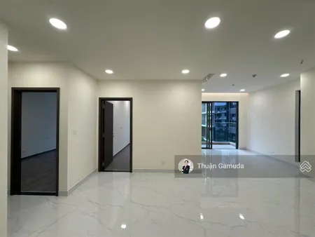 Tt chỉ 2tỷ nhận nhà 80% còn lại trả dãn 3năm căn 2pn+1 dt 96m2 diamond centery, celadon city