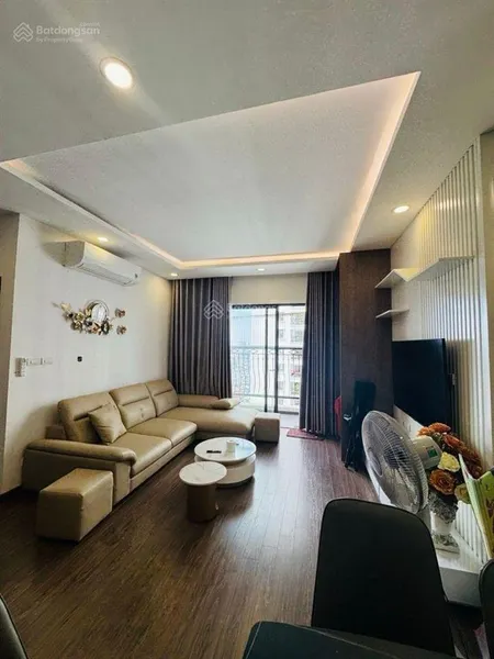 Nhà hòe thị 5 tầng dân xây. an ninh tốt, ôtô đỗ gần 6,9 tỷ.