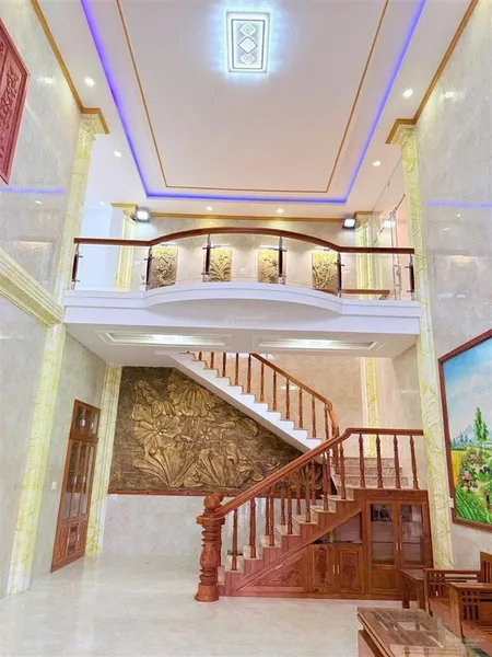 Bán nhà diện tích lớn gần biển chơn tâm 9, hòa khánh, đà nẵng. diện tích 405m2 vị trí trung tâm lc