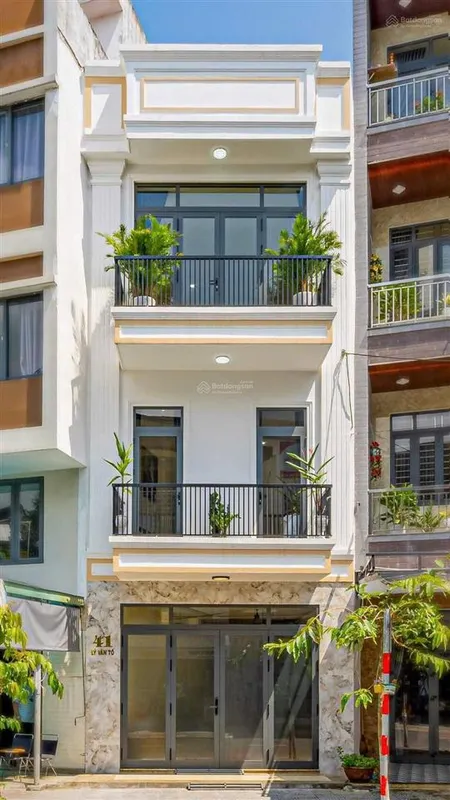 Bán nhà 3 tầng mt lý văn tố đường 7m5 sát biển mỹ khê