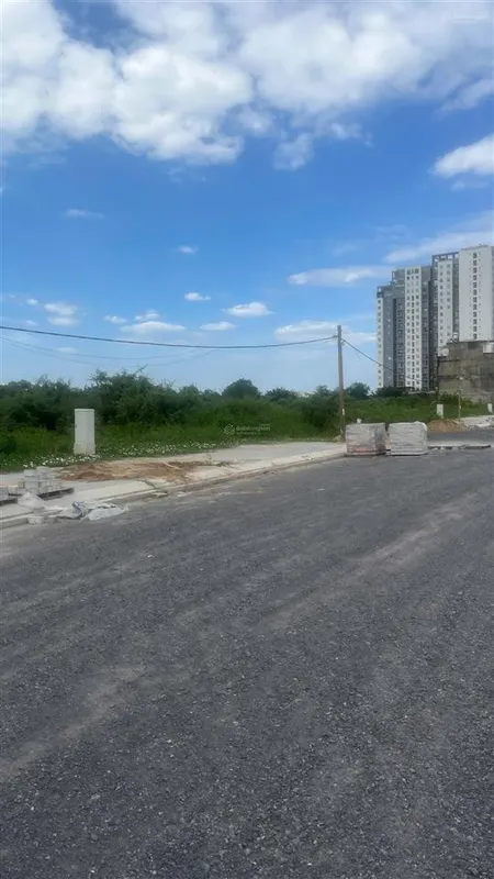 Hàng hiếm! mặt tiền đường nguyễn văn linh, đối diện đại học văn hiến, giá tốt 3tỷ940, sổ sẵn