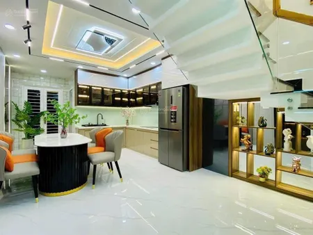 Định cư mỹ bán nhà đẹp nhất tôn thất thuyết chỉ 2,79 tỷ, mới sang sửa, sổ bao check, có hđ thuê sẳn