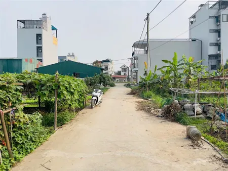 Bán 60m2 đất lại yên hoài đức, vị trí cực đẹp, cách 30m ra đường lại yên vân canh, giá 143 tr/m