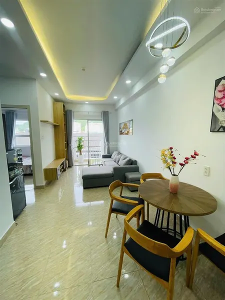 Chính chủ bán căn chung cư hoàng quân view ngoài thoáng mát tầng thấp
