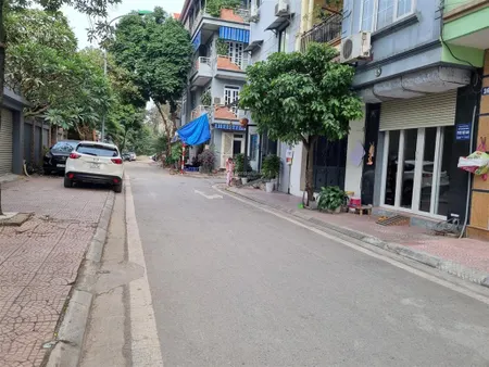 Bán đất tư đình, long biên, 196m2, mt 6.6m, giá 39.9 tỷ, phân lô, ô tô tránh, vỉa hè kinh doanh tốt
