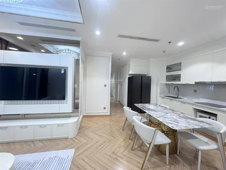 Bán cc 82m2 tại vinhomes central park, 8,7 tỷ, bình thạnh nhà đẹp cho thuê giá cao