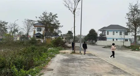 300m2 siêu đẹp ở trung tâm nga sơn thanh hóa giá 35tr/m2 chính chủ