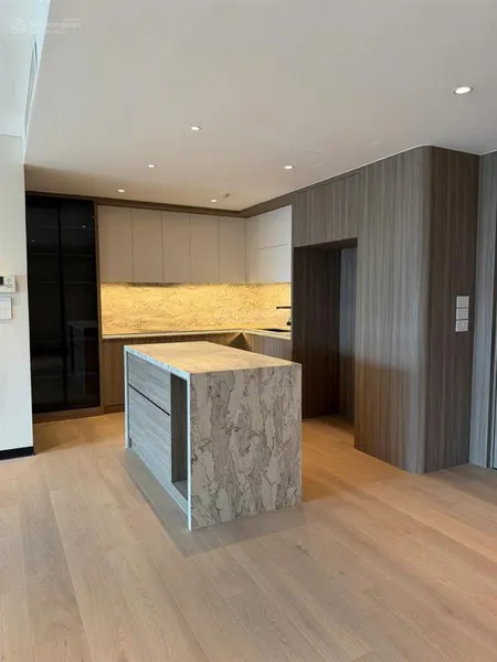 Gia đình cần bán căn hộ the nelson 29 láng hạ, 106m², 3 ngủ, tầng cao