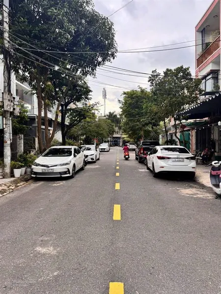Nhà 3 tầng đường 7m5 phần lăng 11 . thanh khê diện tích 81m2 ngang 4m5 , hướng tây nam ,