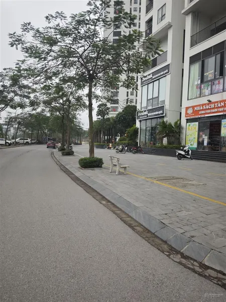 Bán mảnh đất đấu giá tứ hiệp, vỉa hè, kinh doanh, ô tô tránh, 73m2, giá 19.5 tỷ