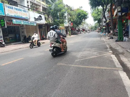Hàng hiếm mặt tiền hưng phú, xe hơi ngủ trong nhà nhỉnh 10 tỷ