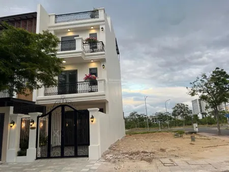 Bán nhà 3,5 tầng xây mới full nội thất kđt mỹ gia gói 5thái hưng nha trang