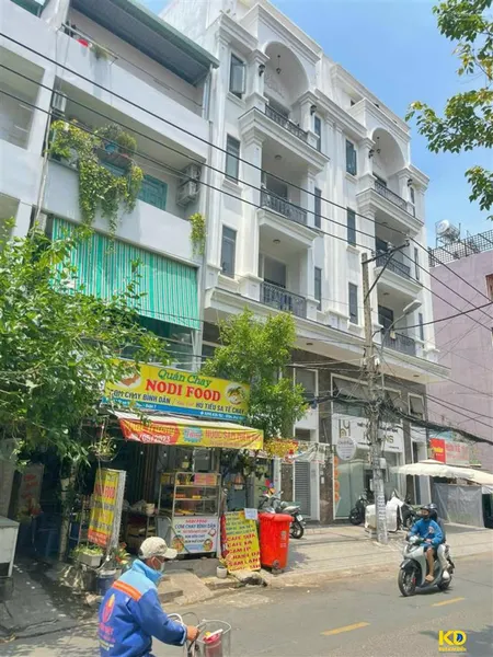 Ngộp bank bán gấp nhà ngay mt đồng đen tb 12x20m trệt 3 lầu hđt 150tr/th giá 50 tỷ