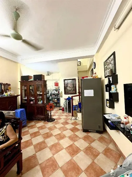 Bán nhà mặt phố cửa bắc, ba đình, 136m2 x 4 tầng, sổ đỏ nở hậu, nhà chắc chắn, giá bán 45 tỷ