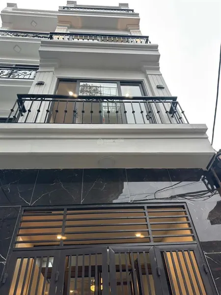 Bán nhà 4 tầng ngay cầu quán gánh. cách 200m ra qlo 1a. chỉ 4x ty