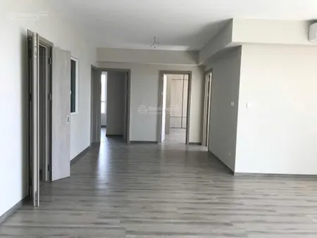 Bán lô góc 3pn diện tích 122m2 tại tòa s4 chung cư seasons avenue, nội thất cơ bản chủ đầu tư