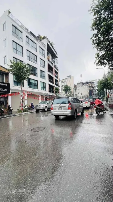 Bán nhà mặt phố tại xuân diệu, 36 tỷ, 52m2, đẹp, nhiều tiện ích