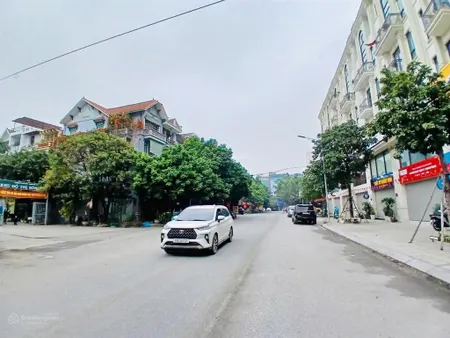 Sos !bán nhà kđt vạn phúc. dt 60m, 5t, vỉa hè, kinh doanh, ô tô tránh, nhà đẹp, giá đầu tư 15,5 tỷ.