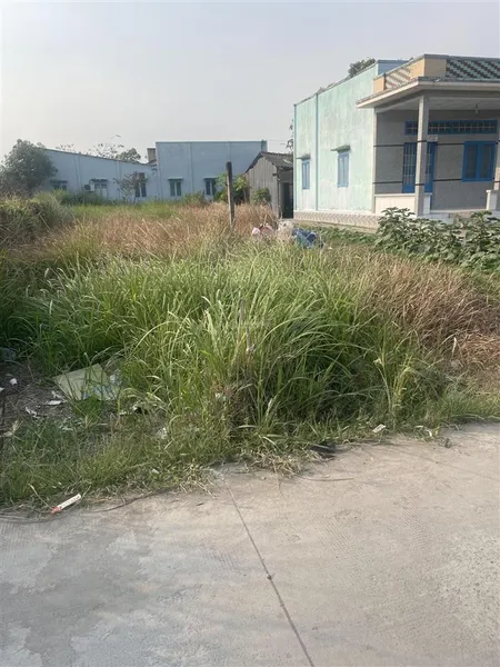 Bán đất 158m2 cách tỉnh lộ 835 1km giá 620tr mặt tiền 5m đường xe hơi. mỹ lộc cần giuộc
