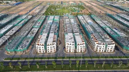 Nhà phố vinhomes green city cực rẻ 4 tỷ, 60 m2, giá bao hết tặng xe vf3