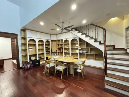 Bán nhà phố giáp bát, phân lô, ô tô, nhà đẹp, chủ quan chức, 62m, 15.5 tỷ