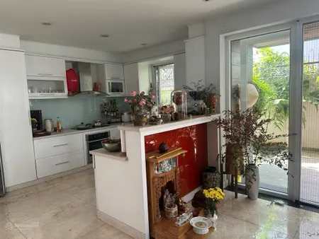Biệt thự kdc phú mỹ 215m2 38 tỉ