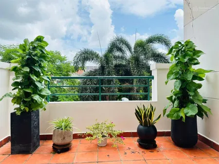 Bán cc conic đông nam á, 2pn, 2wc có sân vườn