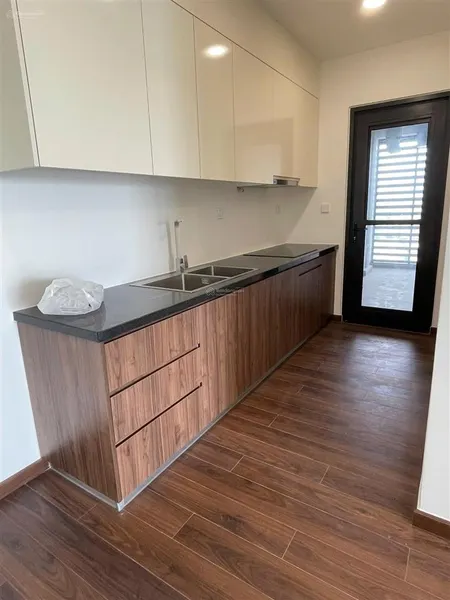 Bán căn góc 75m2 akari p1, sổ hồng sẵn. giá 4.3 tỷ. (giá bao gồm thuế phí) 0909 948 ***