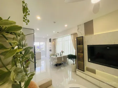 Bán căn góc 18 toà oc2b thấp thấp, mã căn 18 ). view ban công đông nam. siêu thoáng