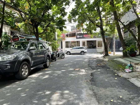 Bán nhà gần đại học văn lang đặng thuỳ trâmbình lợi.p13.bình thạnh(4.5x17m) 4 tầng chỉ hơn 13 tỷ .