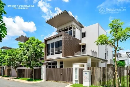 Riviera cove căn góc 2.mặt tiền. dt 530m2. nhà hoàn thiện nội thất cao cấp. sổ hồng riêng.giá 63 tỷ