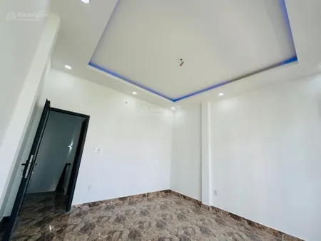 Nhà long phước 50m hxh phường long phước tp. thủ đức hẻm xe hơi đỗ cửa