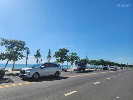 Bán đất mặt tiền lê bôi sát biển sơn trà đà nẵng, diện tích 167m2, ngang hơn 10m