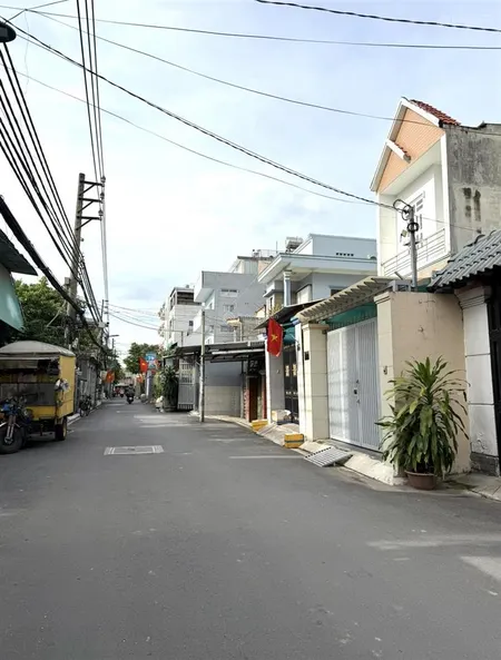 Đất thổ cư, 4.5x36m, nở hậu, hẻm 6m thông, kdc hiện hữu, xây dựng 5 tầng, phường phú mỹ q7, 9.9 tỷ