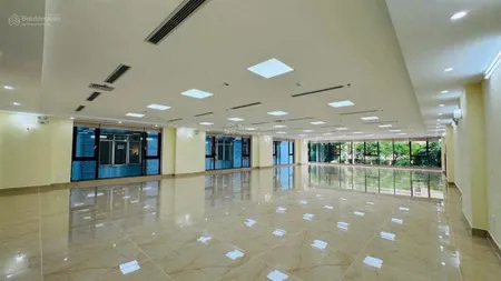 Rẻ nhất himlam 8tầng thang máy himlam vạn phúc đang cho cty thuê 120 triệu