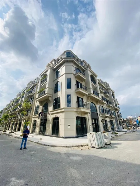 Hot! chính chủ bán căn liền kề, shophouse góc dự án 80 hạ lý hải phòng, 14tỷ net, 69m2 view c viên