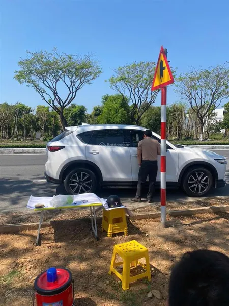 Đất nền ngay mặt tiền đường võ chí công, sỏ đỏ lâu dài 100m2