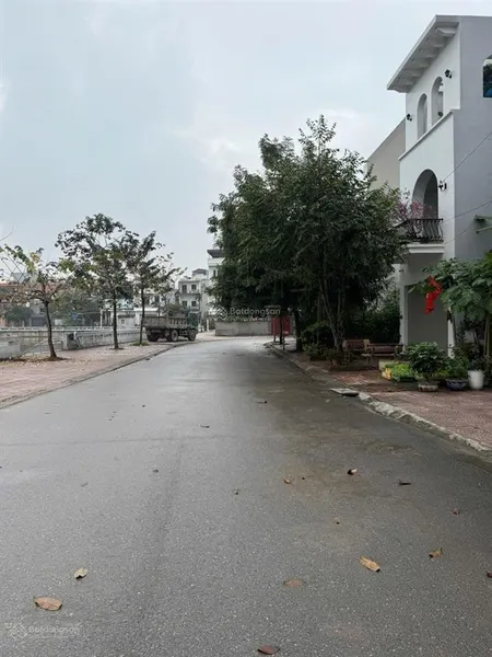 Bán lô liền nhau 180m2, nhìn hồ đồng soi, thành phố bắc ninh.