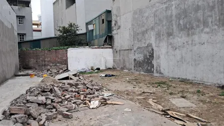 Bán đất,tặng nhà 2 tầng, tại chợ phúc đồng, long biên, 60m, mt 5,2m, ô tô 7 chỗ đỗ cửa