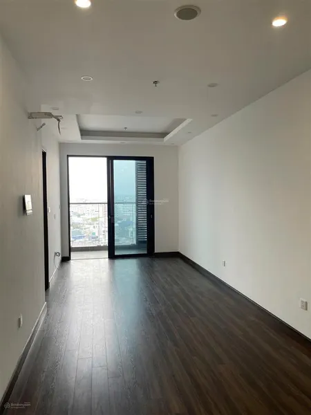 Bán căn thô 2pn đã có bìa, rèm cửa, điều hoà toà lotus giá tốt. 0364 826 *** em bích