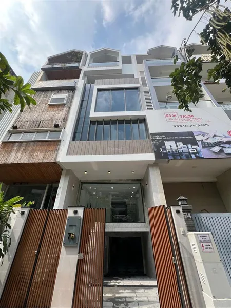 Bán căn nhà phố tm kdc him lam dt5x20m giá 46 tỷ có thang máy mặt tiền đường lớn 0911 775 ***