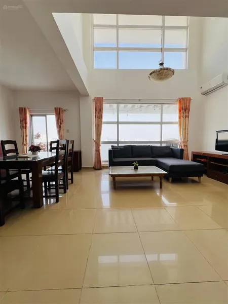 Bán penthouse phú mỹ hưng ban công siêu rộng 128m2 chỉ 8,55tỷ 0917 338 *** ms yến