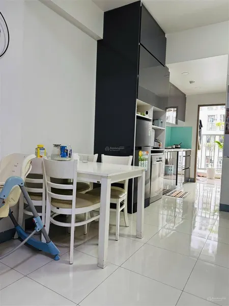 Cần bán gấp căn hộ 2pn 2wc sky 9 block ct2 full nội thất