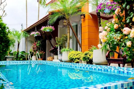 Vài villa kề nhánh sông nhỏ cẩm châu cao ráo hội an