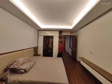 Hot!! bán nhà siêu phẩm dân xây, vị trí cực đẹp ngõ tránh yên lãng 60m2 x 6t x giá 20 tỷ