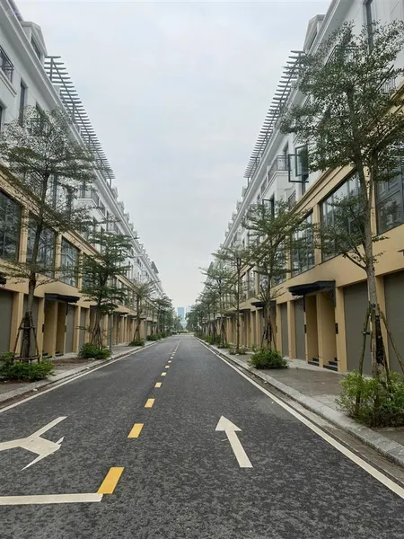 Bán nhanh căn góc xẻ khe 2 mặt tiền ngay trung tâm hạc thành dự án central riverside 0961 979 ***