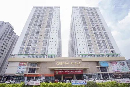 Bql bán căn hộ oriental plaza, 80m, 2 phòng, giá 4 tỷ, 106m, 3 phòng, sổ, giá 5 tỷ tuấn 0901 499 ***