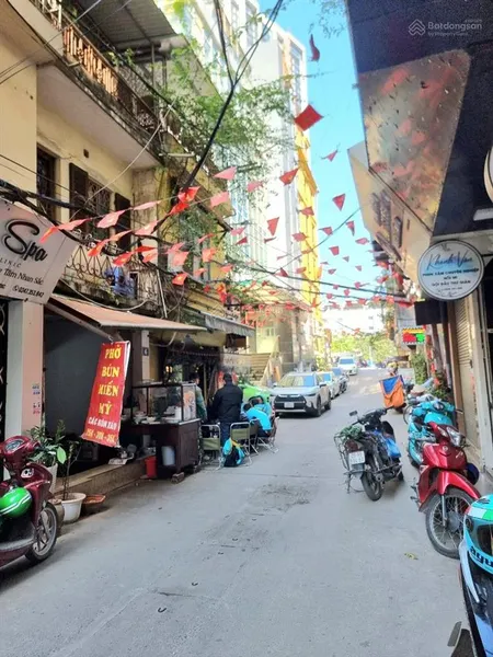 Phố vip kim mã tập thể tầng 1 kinh doanh đỉnh 55m2 dòng tiền cao