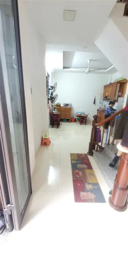 Cần bán gấp căn nhà full nt ở phan đình giot,hđ,ô tô đỗ cách nhà 15m.gía 7.3tỷ có tl